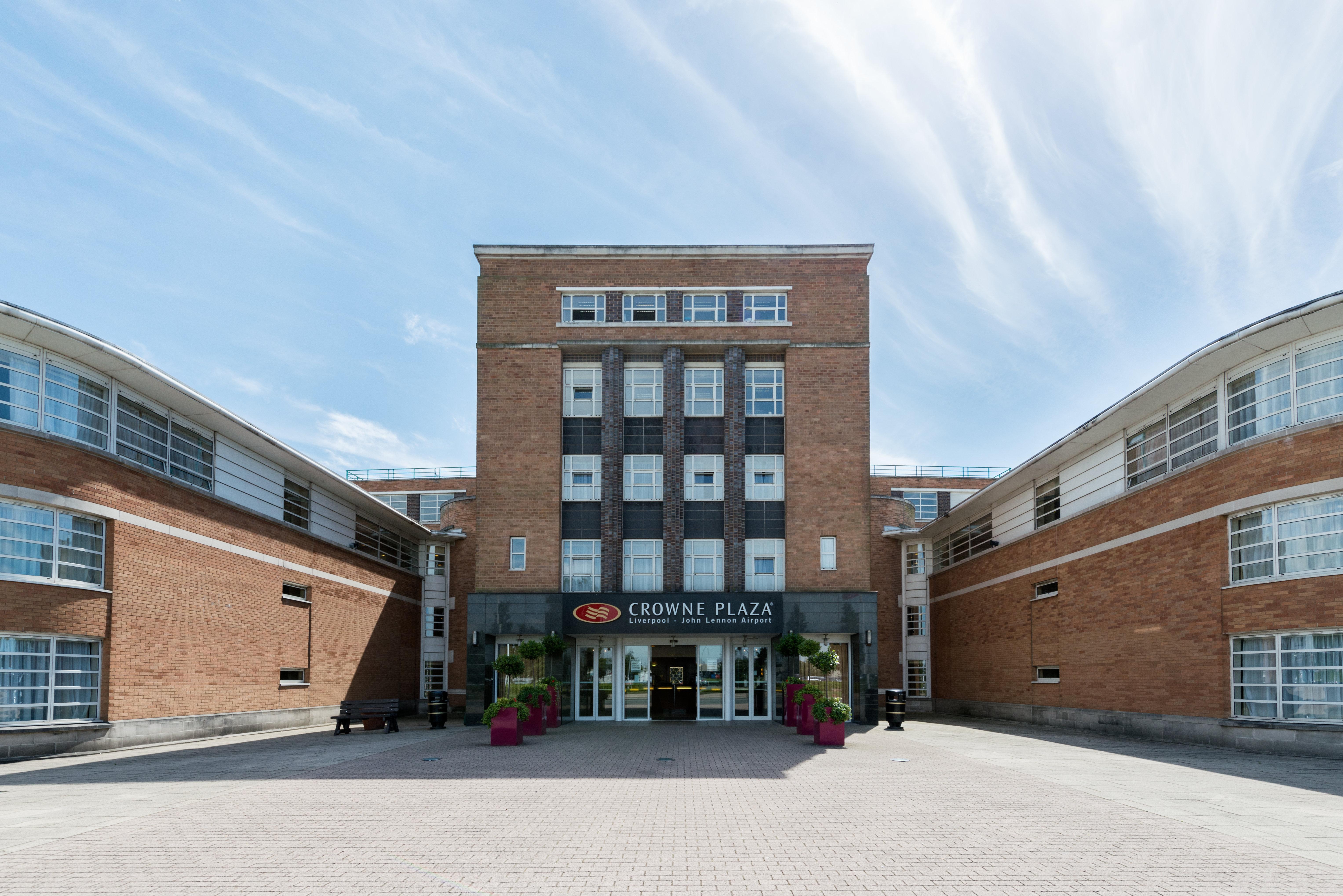 Crowne Plaza Liverpool - John Lennon Airport By Ihg Exterior foto